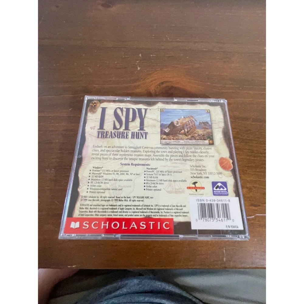 Scholastic I Spy Treasure Hunt PC CD-ROM Game Kids Ages 6-10 Educational Puzzle